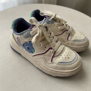 Vintage stitch sneakers